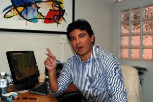 O ex-prefeito de Trindade, Ricardo Fortunato, é acusado de irregularidades em licitações