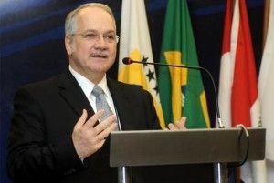 Edson Fachini foi o primeiro a votar