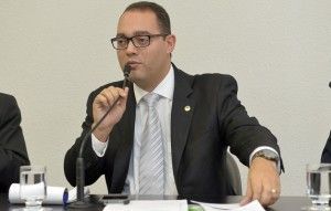 O projeto é uma iniciativa do deputado Virmondes Cruvinel