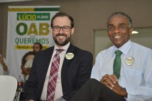 Lúcio Flávio recebeu o apoio ontem à noite do ex-presidente da OAB Sebastião Macalé