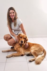 Andréia permite animais no escritório que fundou em 2003