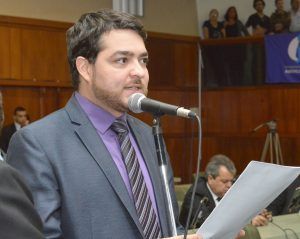 O deputado Henrique Arantes é o autor da matéria