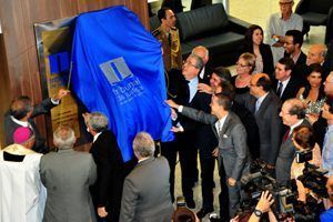 Leobino inaugura novo fórum