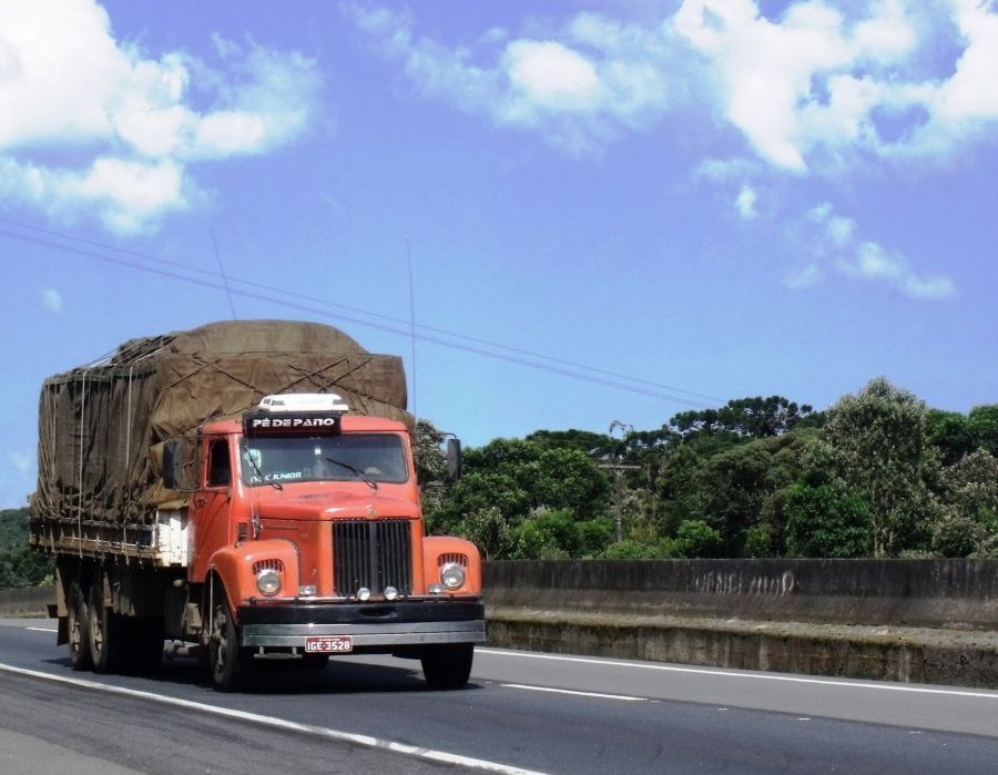 Segurança nas rodovias Segurança nas rodovias