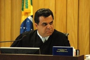 O ministro Lélio