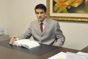 advogado Leandro Marmo