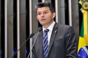 Senador José Medeiros é o autor da matéria