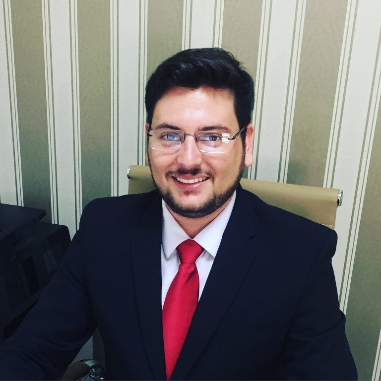 Responsabilidade dos sócios por débitos tributários Responsabilidade dos sócios por débitos tributários