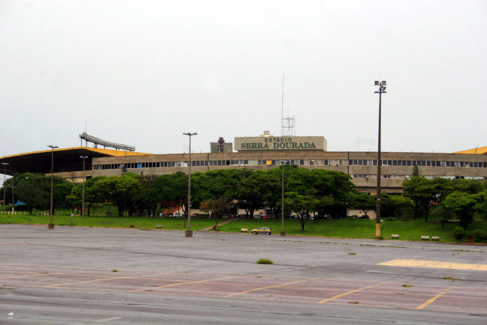 estádio serra dourada 2