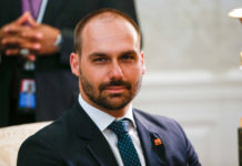 STF condena Eduardo Bolsonaro a 4 anos de prisão por tentar interferir no processo sobre tentativa de golpe