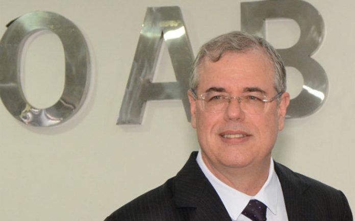 vice-presidente da OAB Nacional, Luiz Viana