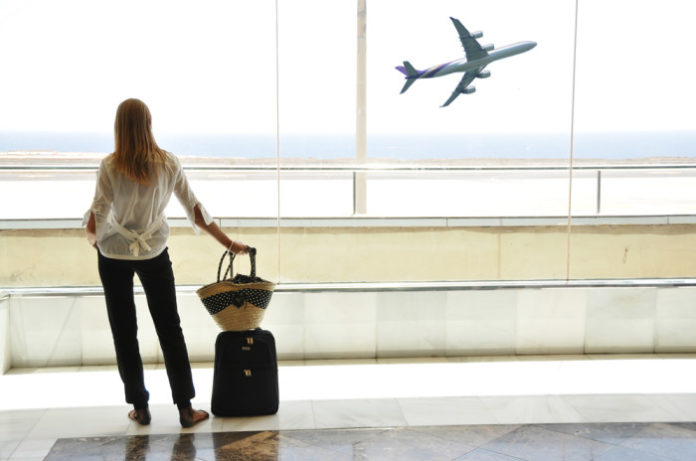 Justiça nega indenização a consumidora que cancelou viagem após cirurgia estética