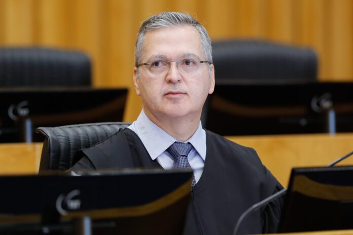 Douglas Rodrigues Alencar