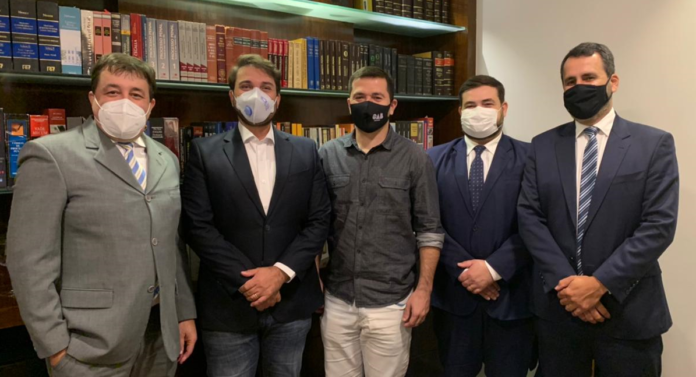 sócios do escritório MRTB e Lara