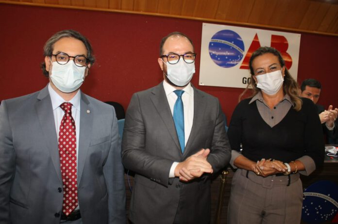José Carlos Issy, Simon Reimann e Carla Zannini