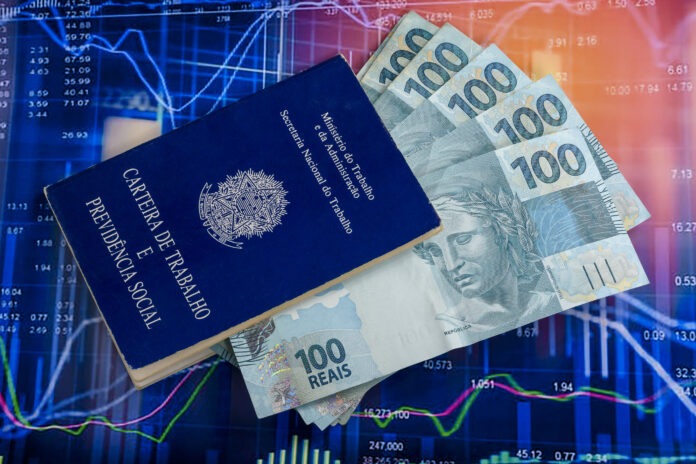 premiação aviso prévio dispensa