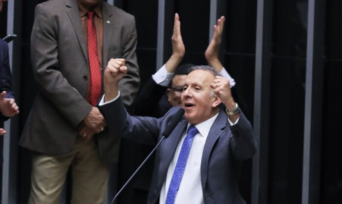 Aprovação da PEC