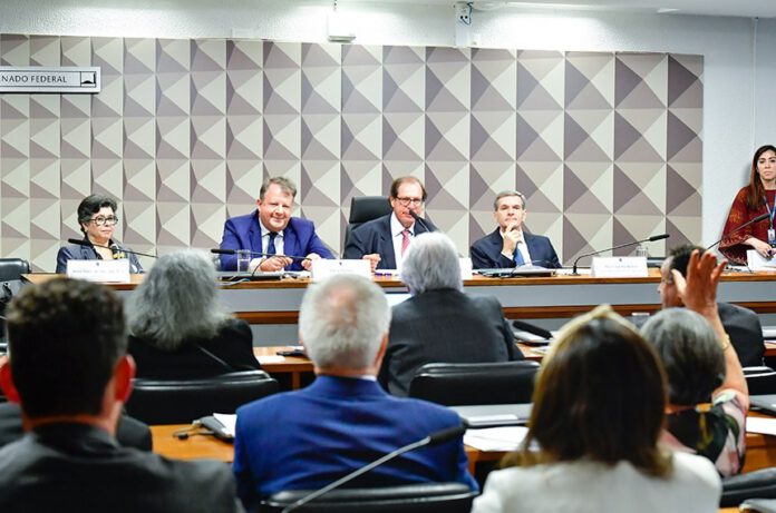 comissao-codigo-civil