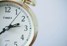 Município terá de reavaliar pedidos de redução de jornada feitos por servidores com deficiência TST tese TEA jornada de trabalho redução