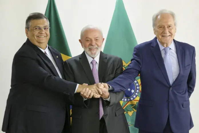 lula-dino-lewandowskil_mcamgo_abr_11012024-2