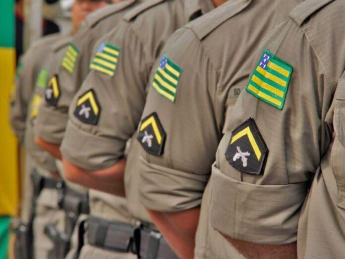 PM de Goiás Juiz afasta prescrição e garante análise de progressão a policial militar que ficou mais de 20 anos sem promoção