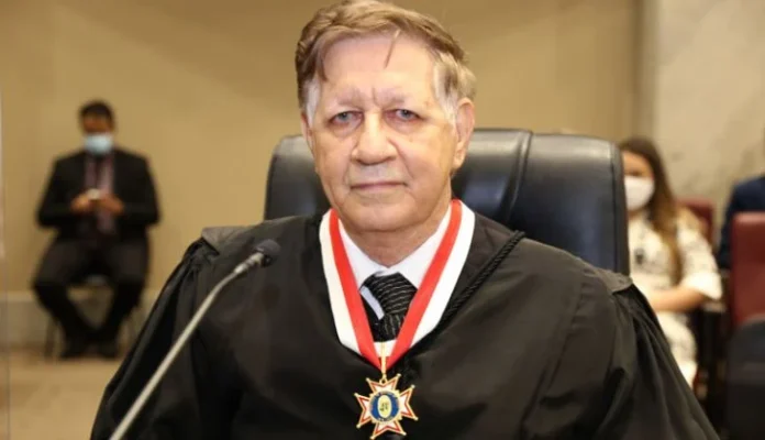 eudélcio