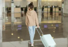 Goiás registra recorde na emissão de autorização digital para viagens de menores