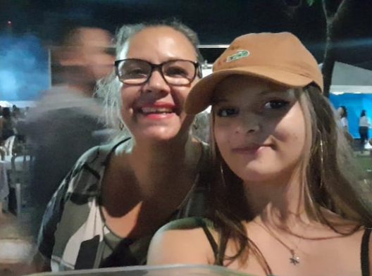 Avó e filha adotada