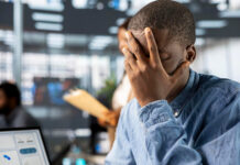 Empresa é condenada a indenizar trabalhador ameaçado de ir “para o tronco” se não fizesse “serviço de branco” TRT-GO reconhece racismo recreativo e condena empresa a indenizar trabalhador chamado de “haitiano” e “africano”