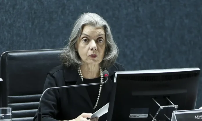 cármen Lúcia 3