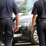 Policiais que teriam supostamente sentido odor de maconha não foram ouvidos, e juiz anula busca veicular
