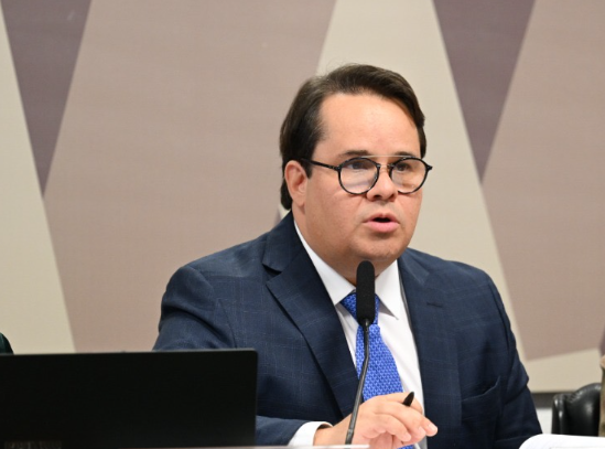 Carlos Vinícius Alves Ribeiro