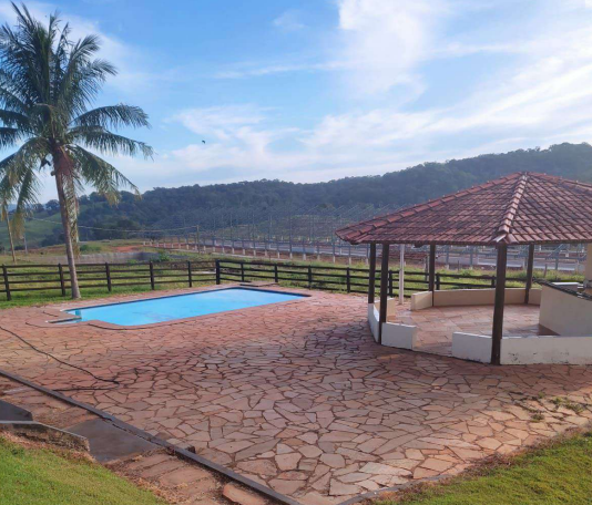 Piscina - fazenda Amado Batista 2