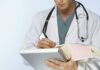 Medida Provisória prevê que estudantes de medicina passem em exame para exercer a profissão