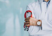 Bolsa de residência médica pode ser penhorada para pagamento de dívida trabalhista, entende TRT-GO