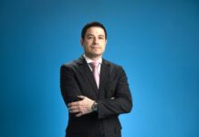 Representante da banca Brasil Salomão participa até o dia 8 de missão empresarial na Espanha