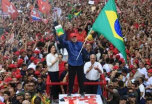 Lula é reeleito para o quarto mandato como presidente do Brasil