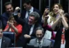 Senado aprova fim da escala 6×1 e redução da jornada de trabalho com apenas um voto contrário